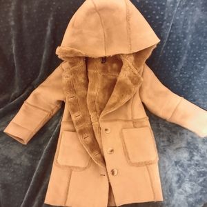 Gap Toddler, brown suede,(faux fur)lining,Winter button down coat, Sz 5(lil kid)